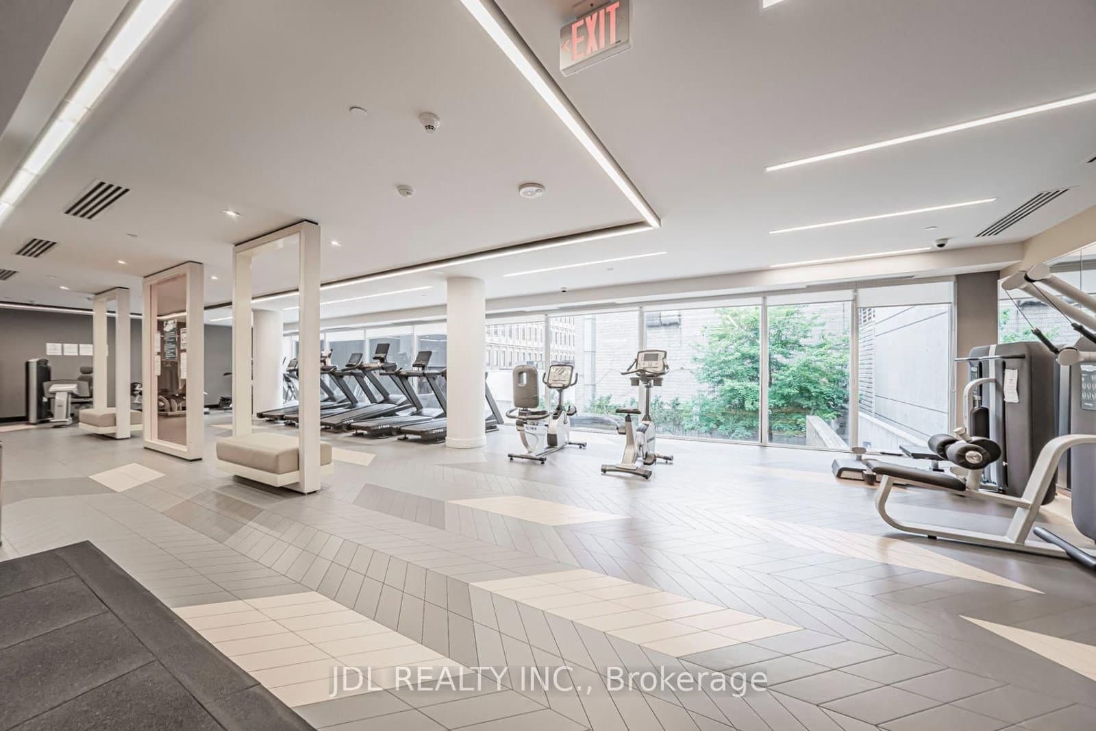 30 Roehampton Avenue, Unit 2309 thumbnail 21