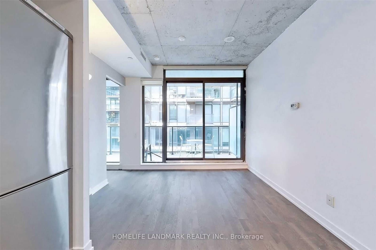 461 Adelaide Street W, Unit 437 thumbnail 13
