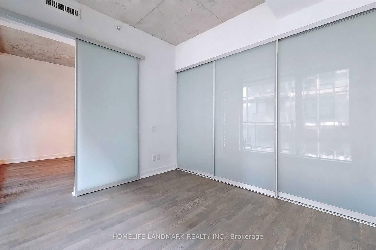 461 Adelaide Street W, Unit 437 thumbnail 21