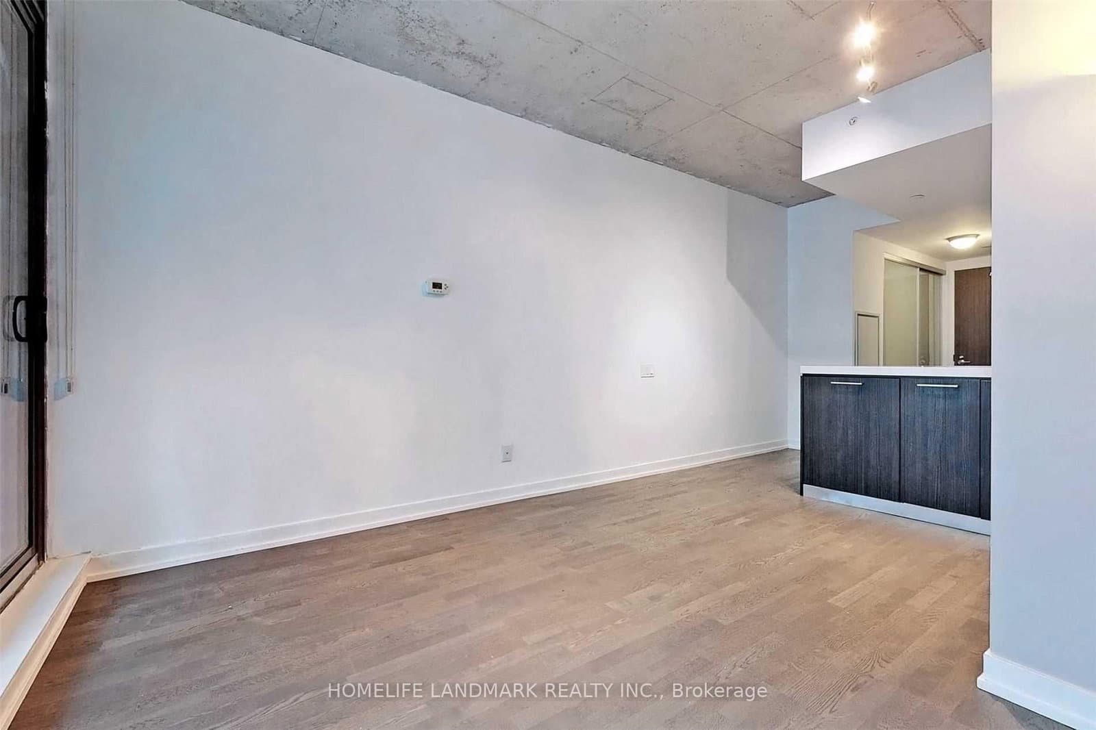461 Adelaide Street W, Unit 437 thumbnail 9