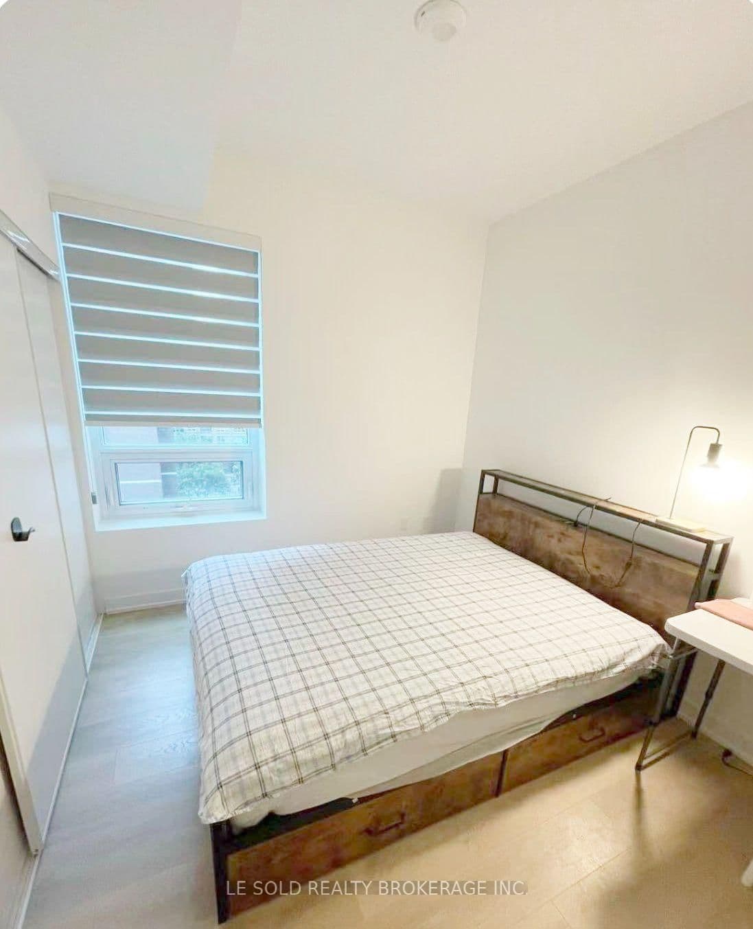 127 Broadway Avenue, Unit 711 Master Bedroom thumbnail 4