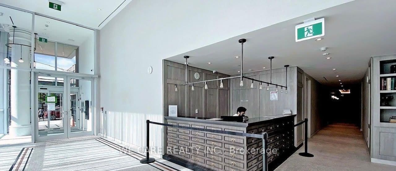 33 Helendale Avenue, Unit 1407 thumbnail 17