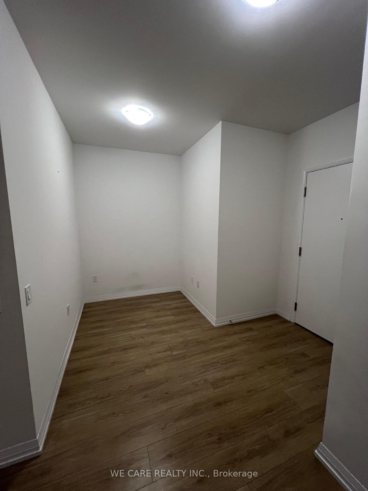50 Dunfield Avenue, Unit 614 thumbnail 5