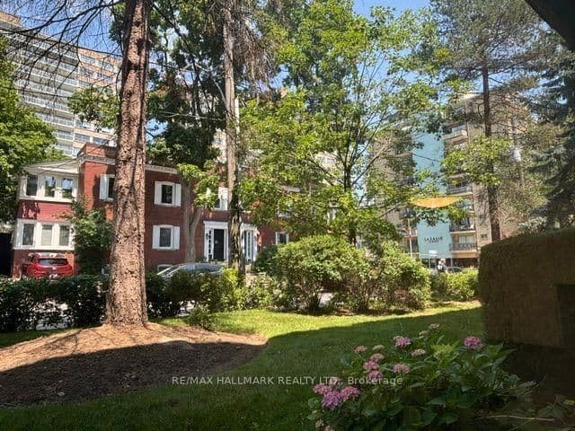 134 Lawton Boulevard, Unit 105 thumbnail 9