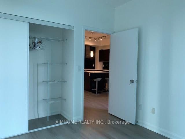 9 Bogert Avenue, Unit 804 thumbnail 9