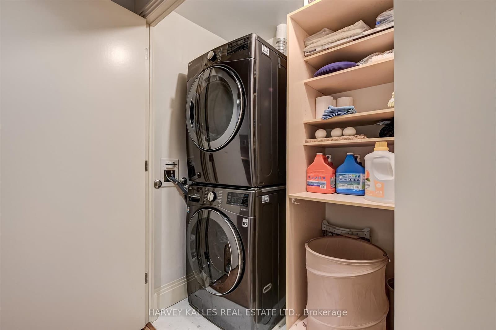 99 Avenue Road, Unit 708 thumbnail 21