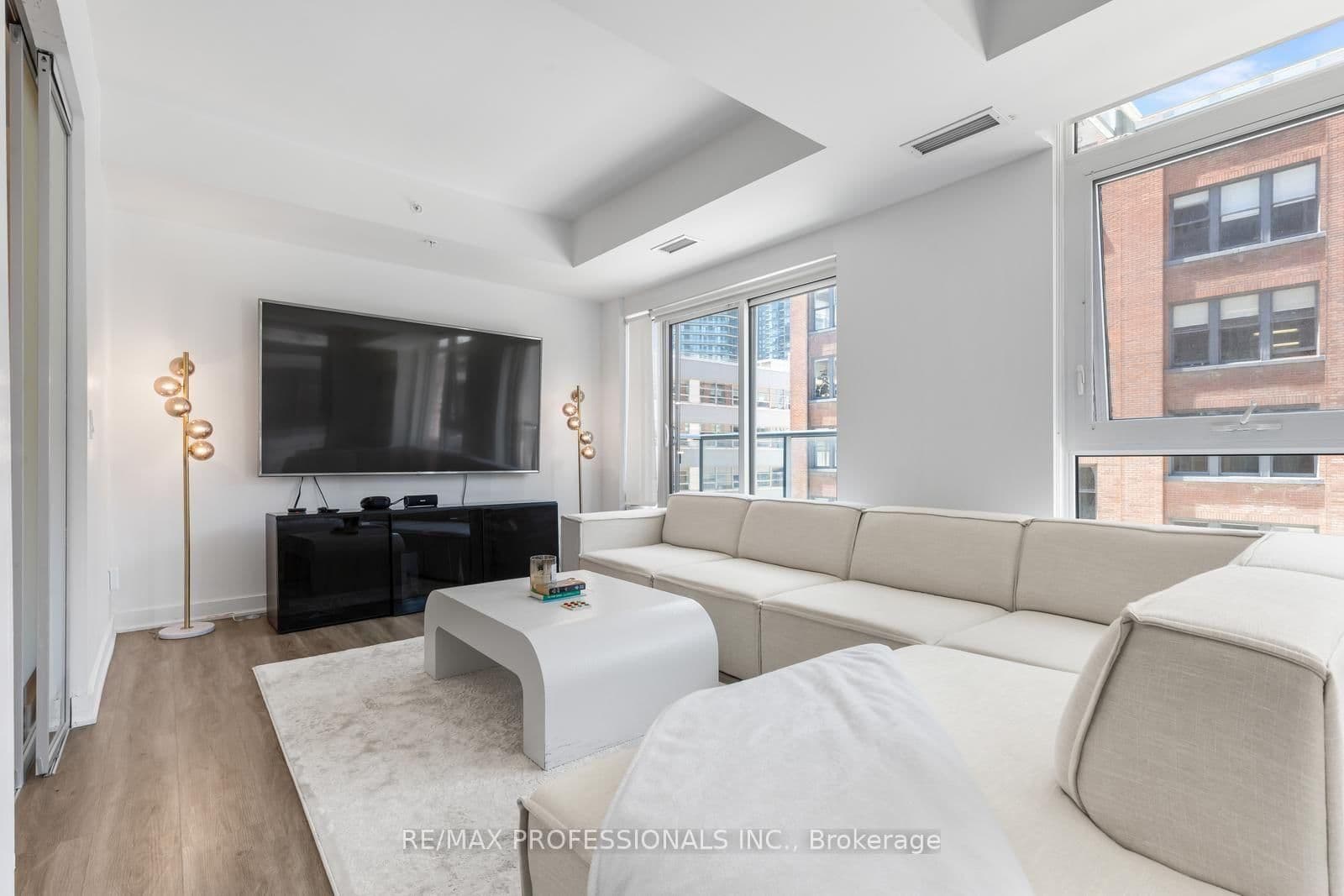 30 Nelson Street, Unit 325 thumbnail 19
