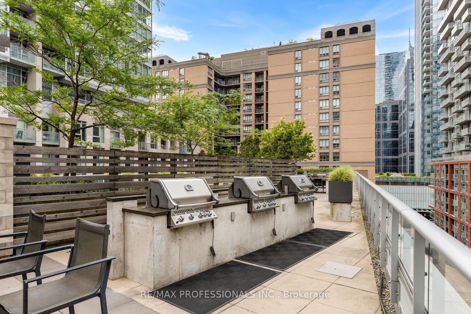 30 Nelson Street, Unit 325 thumbnail 33