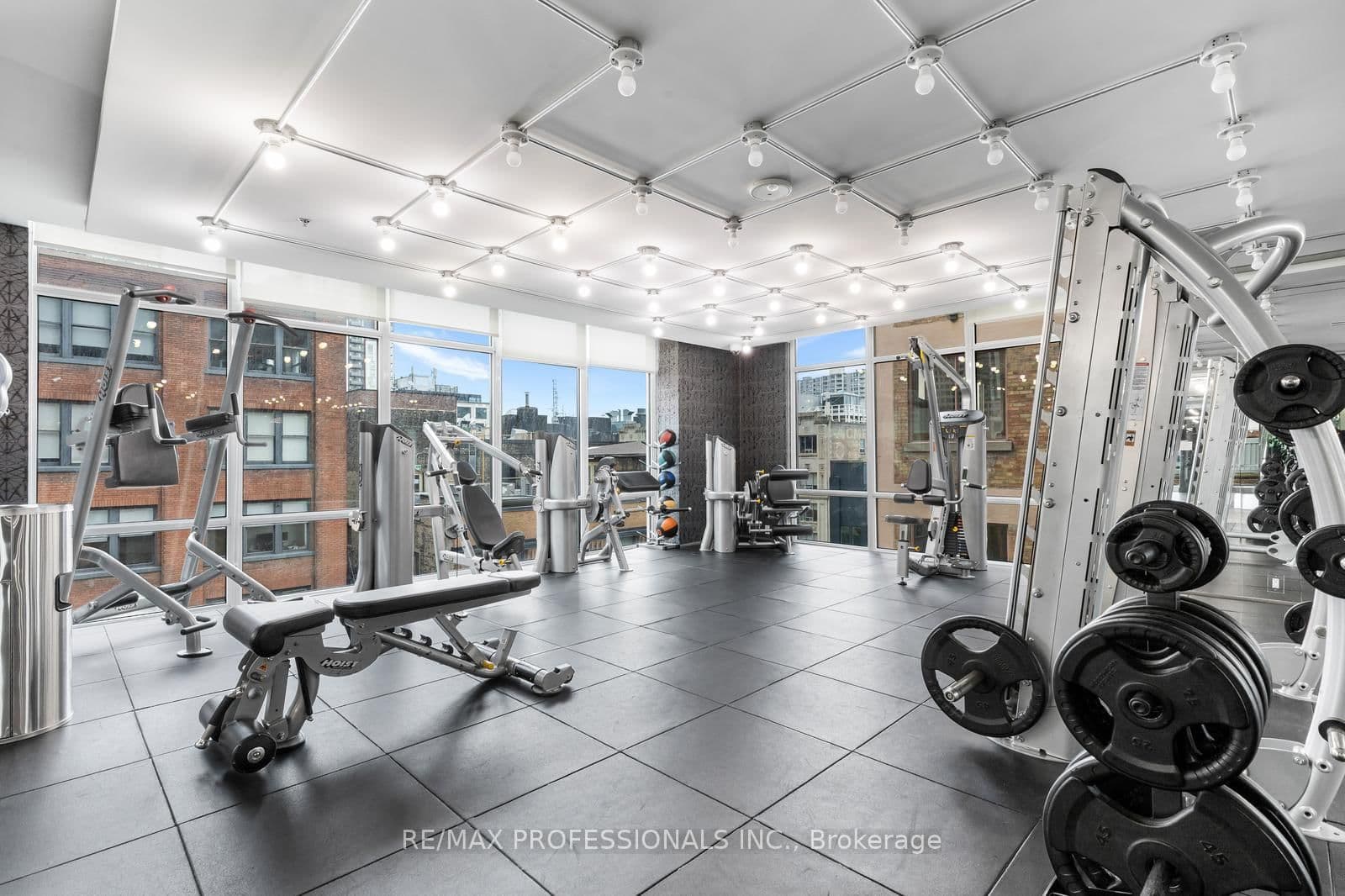 30 Nelson Street, Unit 325 thumbnail 37