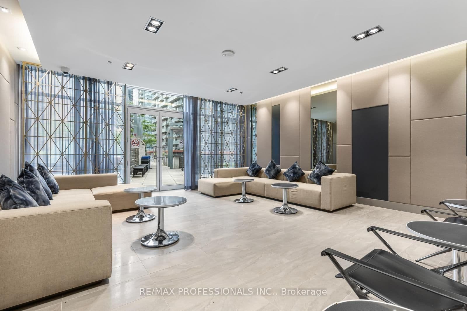 30 Nelson Street, Unit 325 thumbnail 40