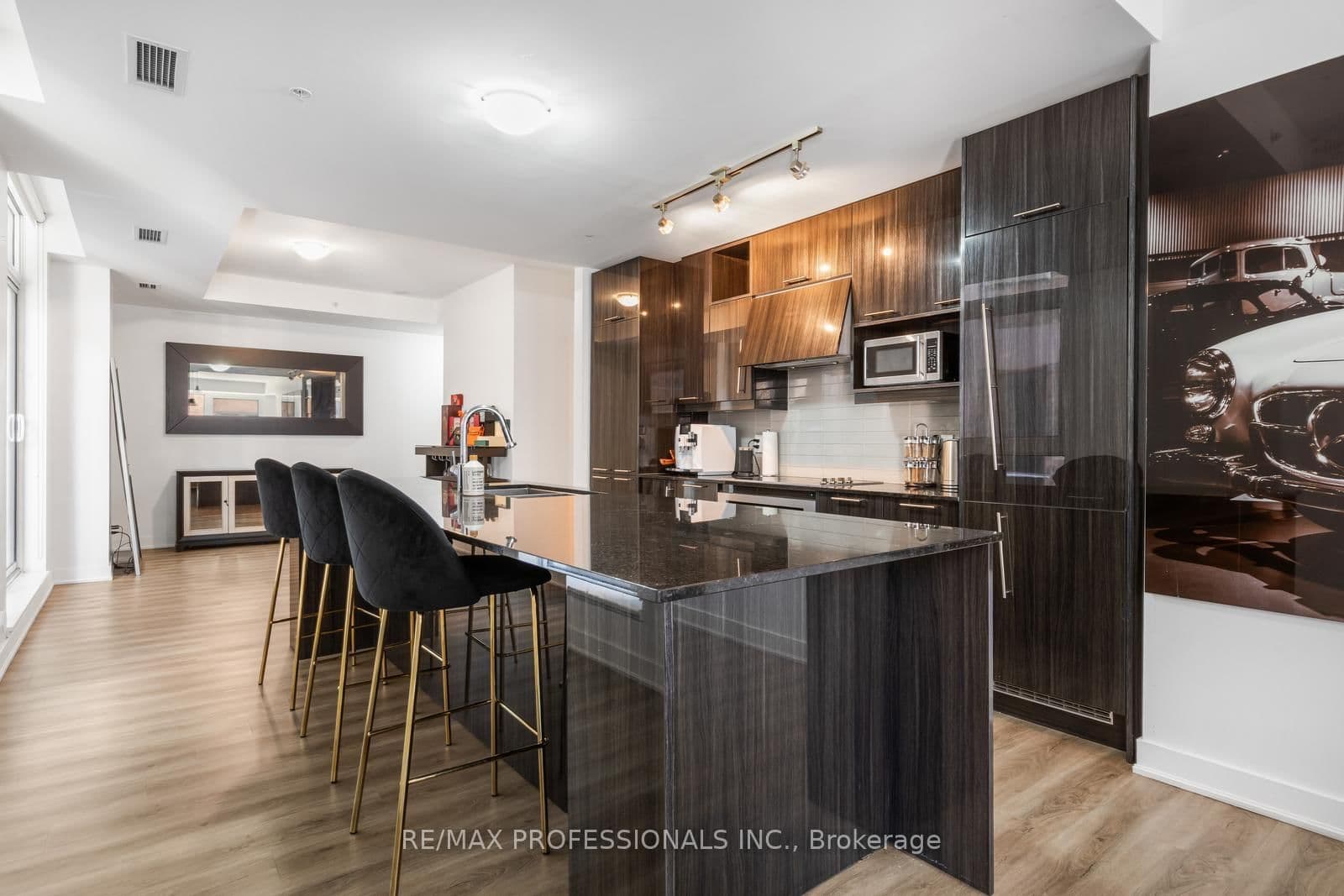 30 Nelson Street, Unit 325 thumbnail 9