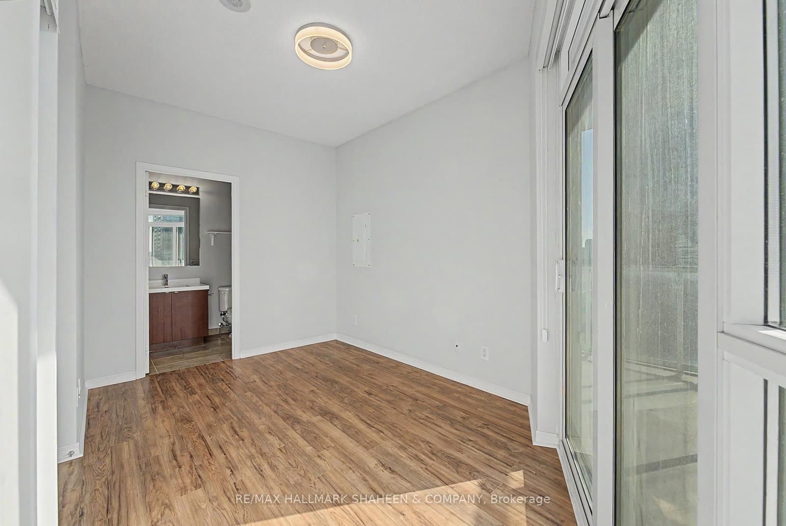 352 Front Street W, Unit 1815 thumbnail 25