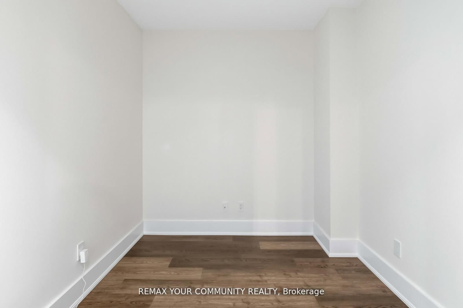 8 Scollard Street, Unit 606 thumbnail 13
