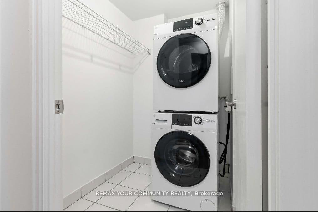 8 Scollard Street, Unit 606 thumbnail 17