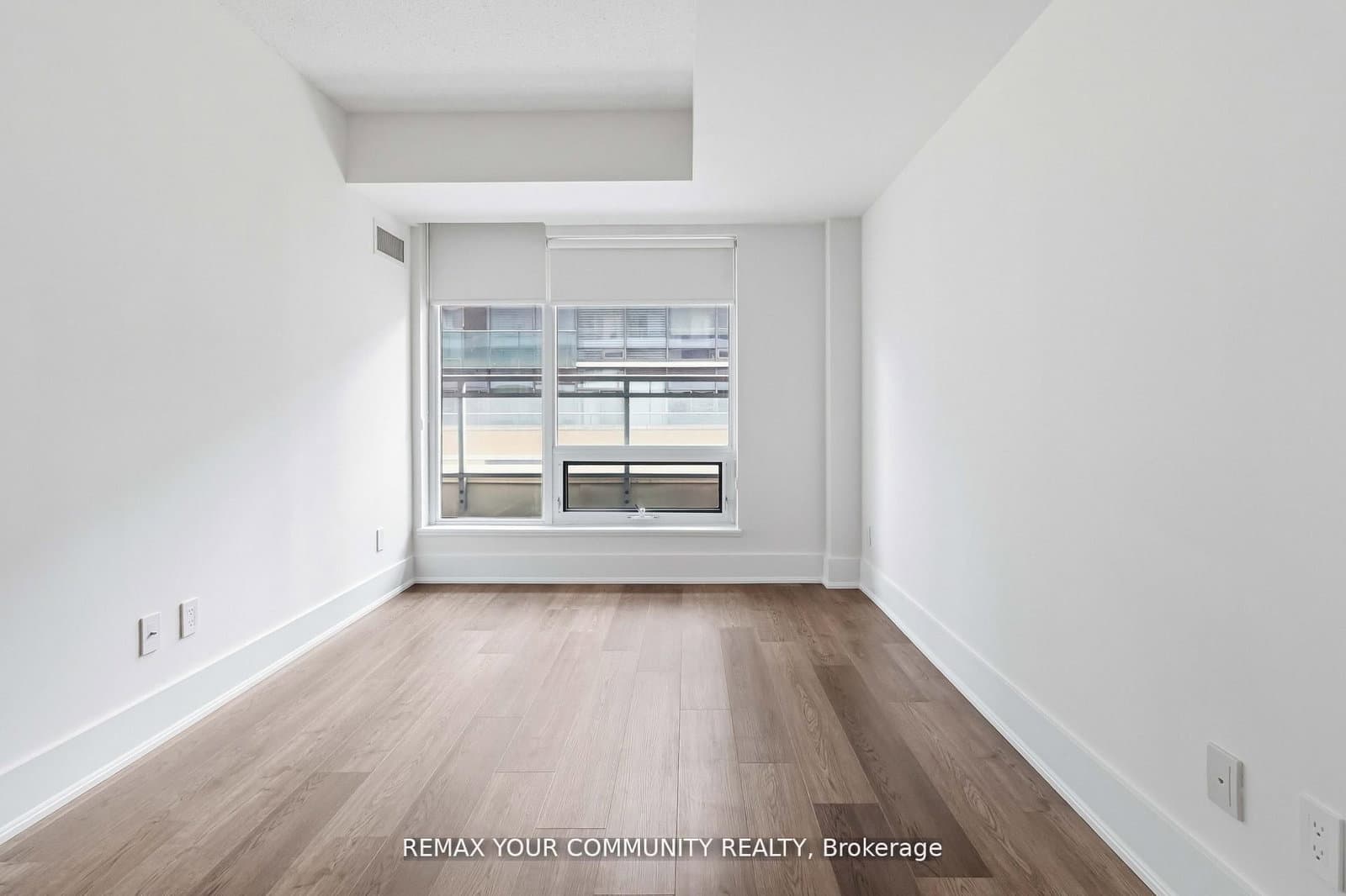 8 Scollard Street, Unit 606 thumbnail 19