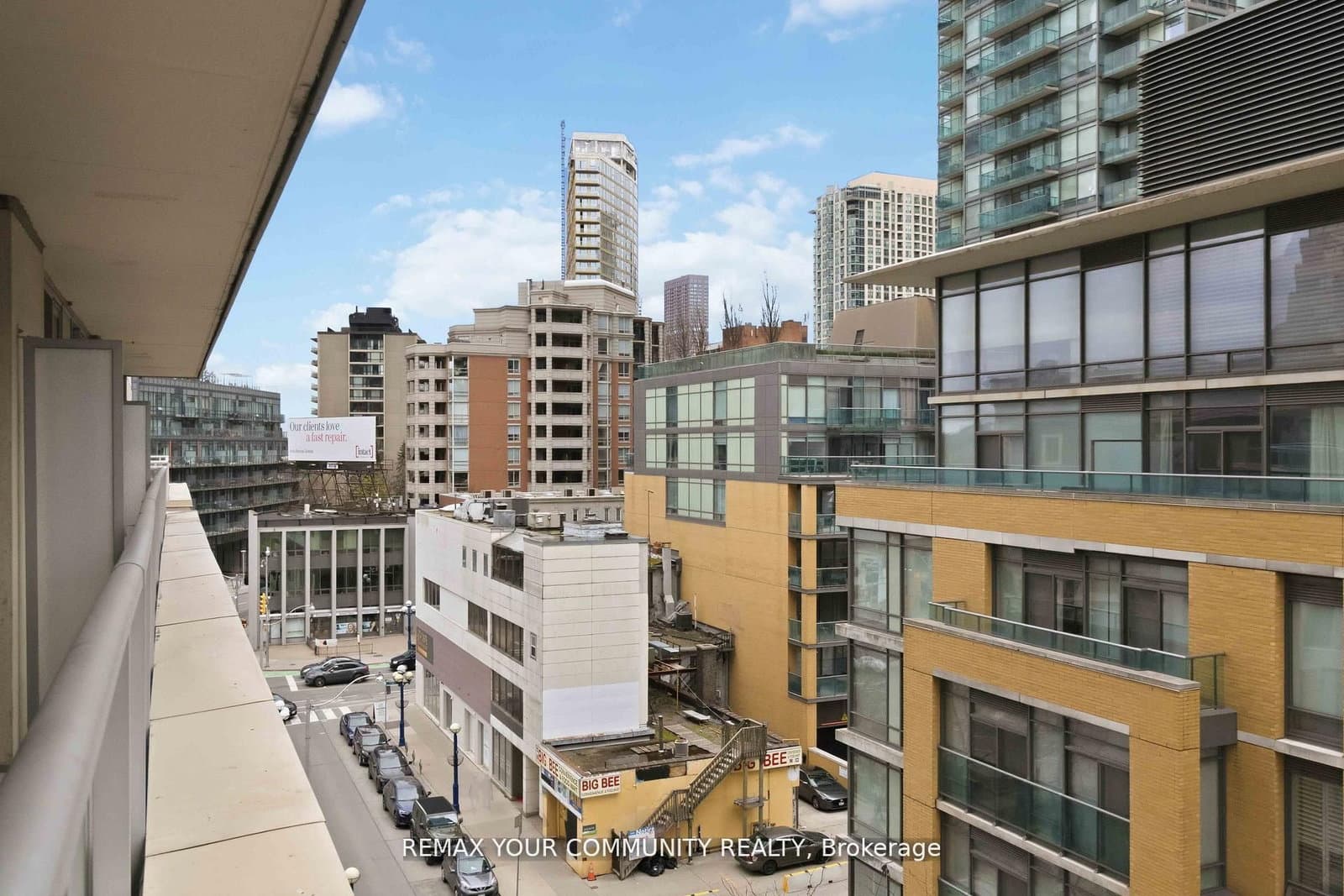 8 Scollard Street, Unit 606 thumbnail 24