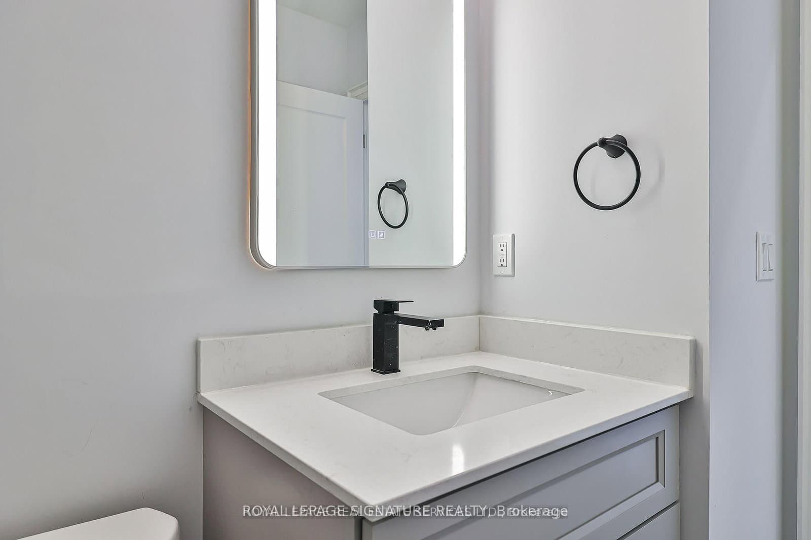 60 Belvidere Avenue, Unit Main thumbnail 17