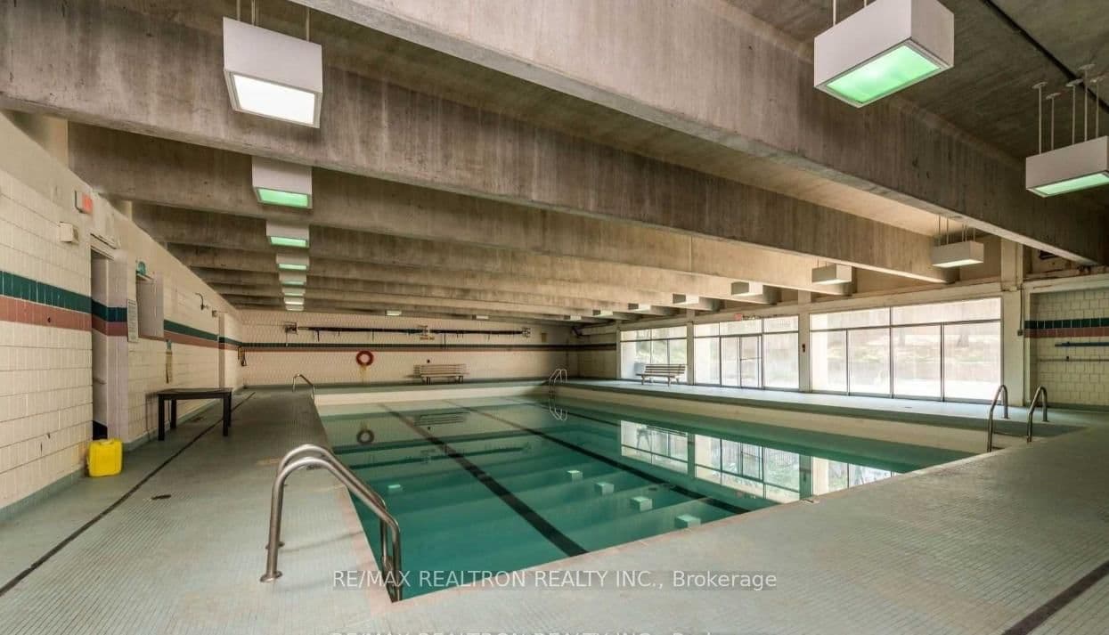 100 Leeward Glenway, Unit 1401 thumbnail 19