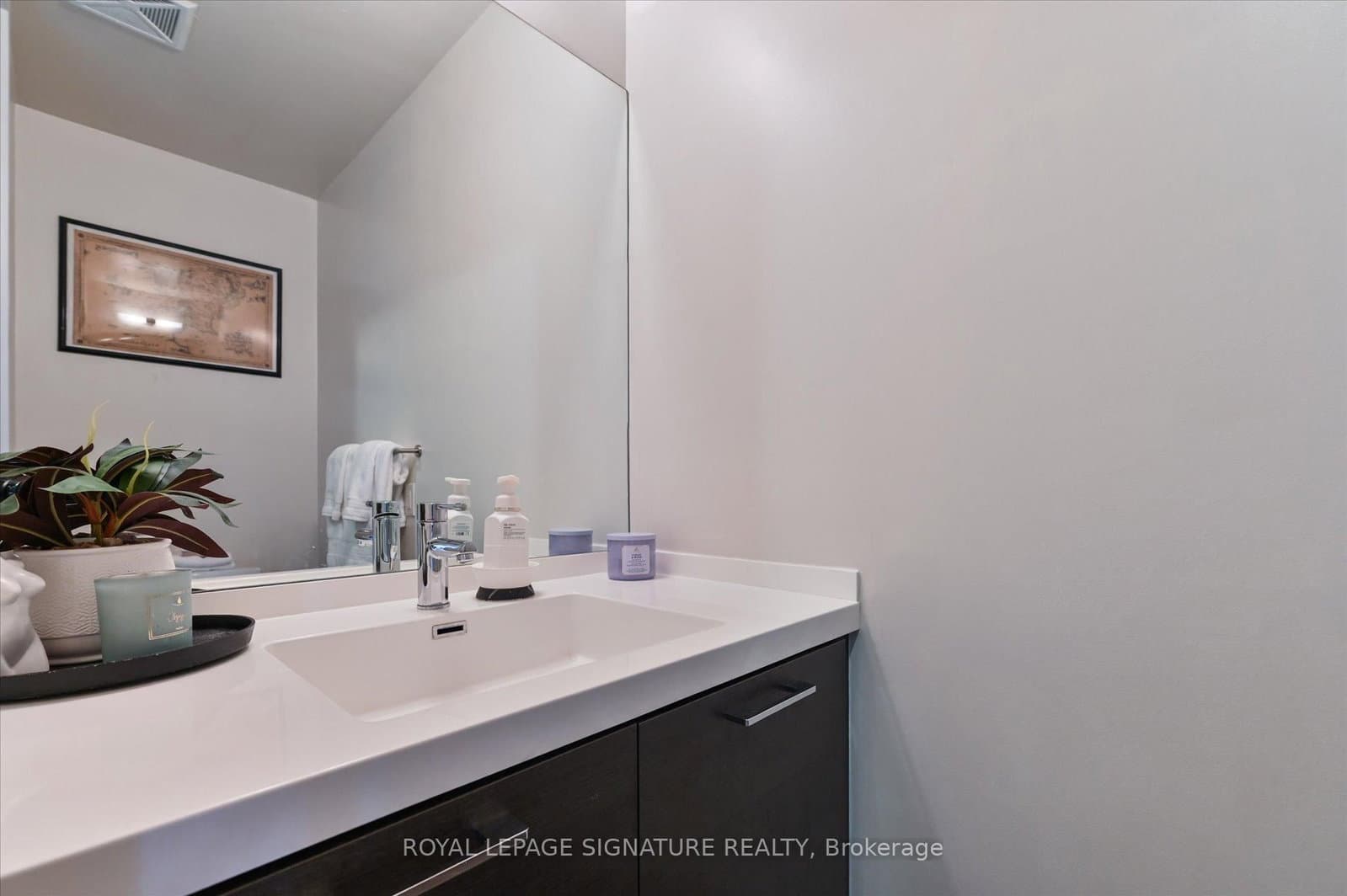 399 Adelaide Street W, Unit 420 thumbnail 16