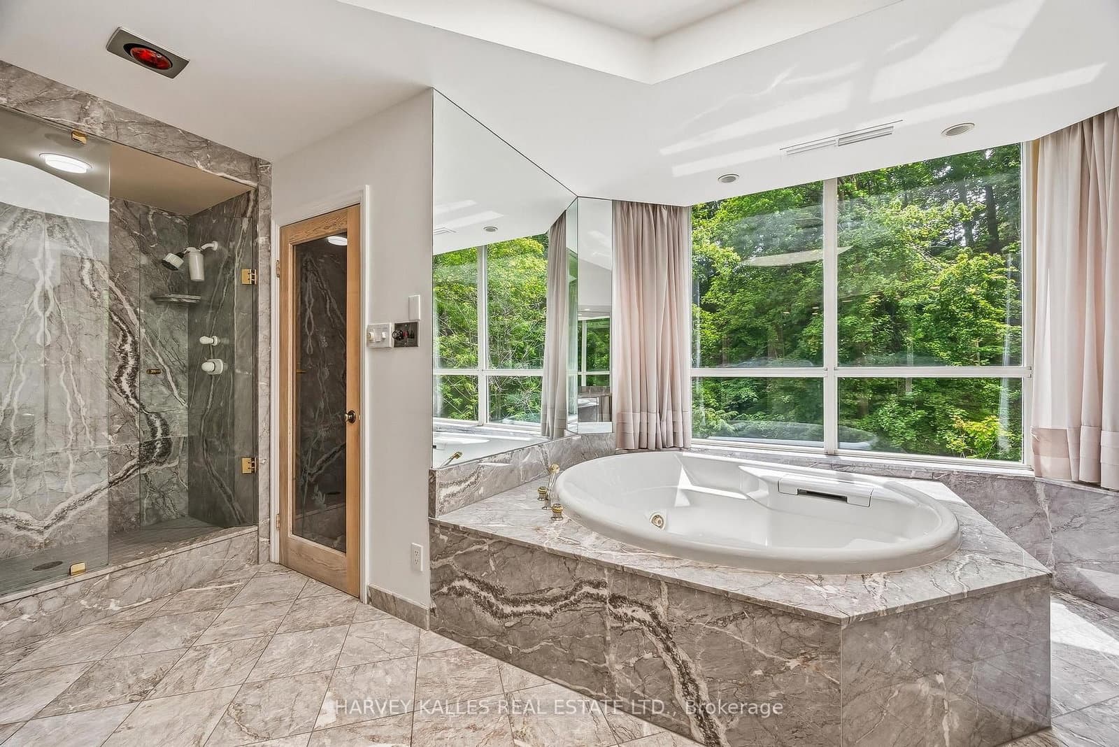 3800 Yonge Street, Unit PH16 thumbnail 20