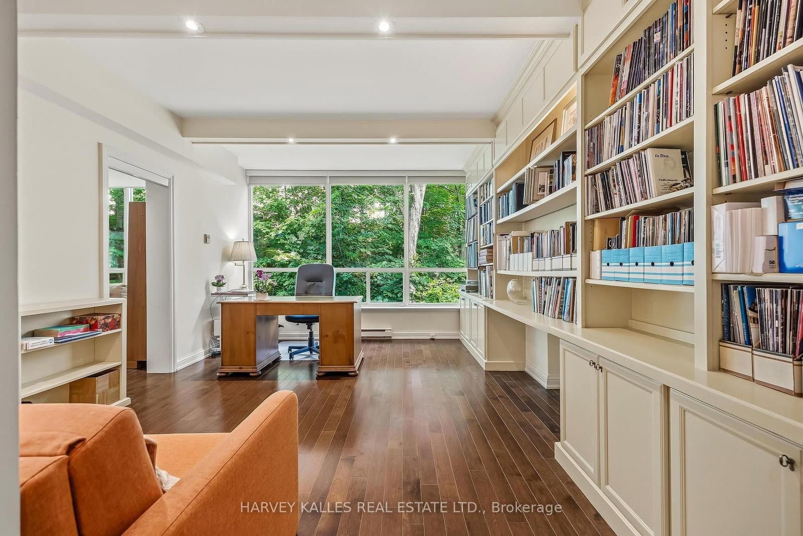 3800 Yonge Street, Unit PH16 thumbnail 23