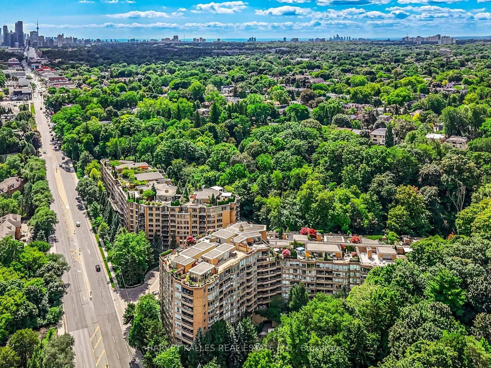 3800 Yonge Street, Unit PH16 thumbnail 44