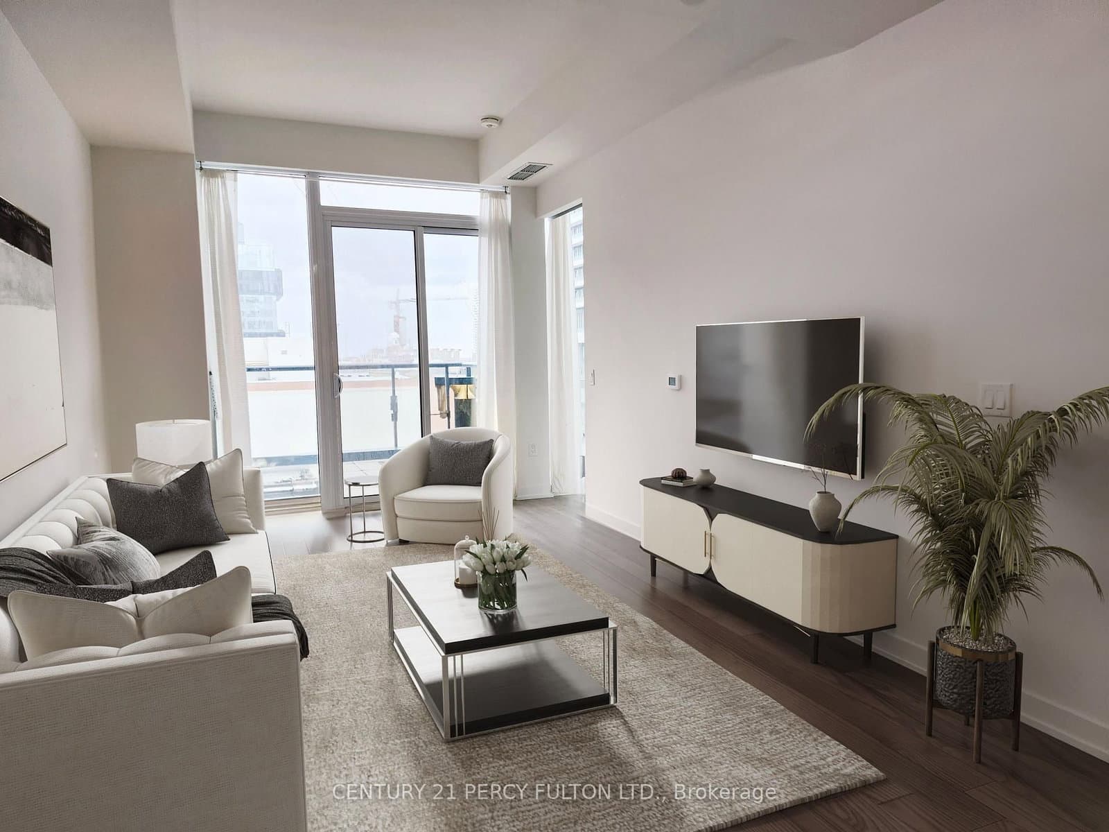 158 E Front Street E, Unit 1014 thumbnail 6