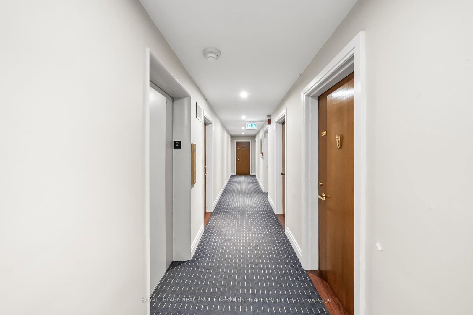 581 Avenue Road, Unit 204 thumbnail 15