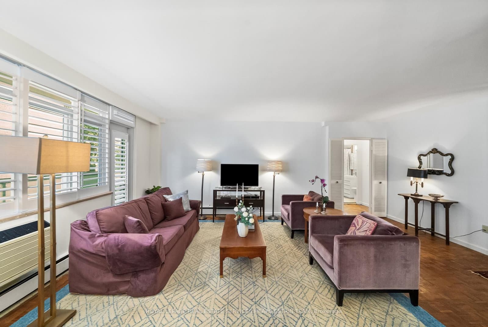 581 Avenue Road, Unit 204 thumbnail 2