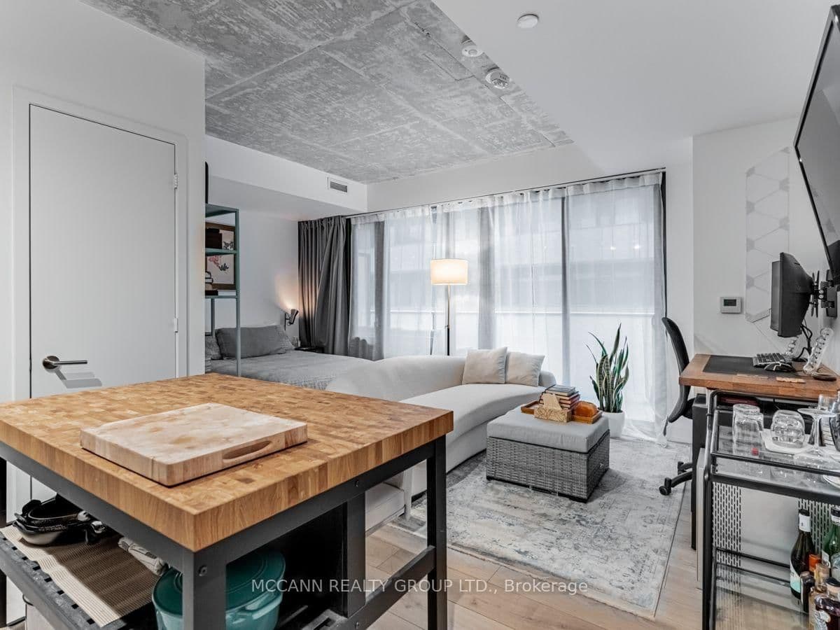 161 Roehampton Avenue, Unit 332 thumbnail 10