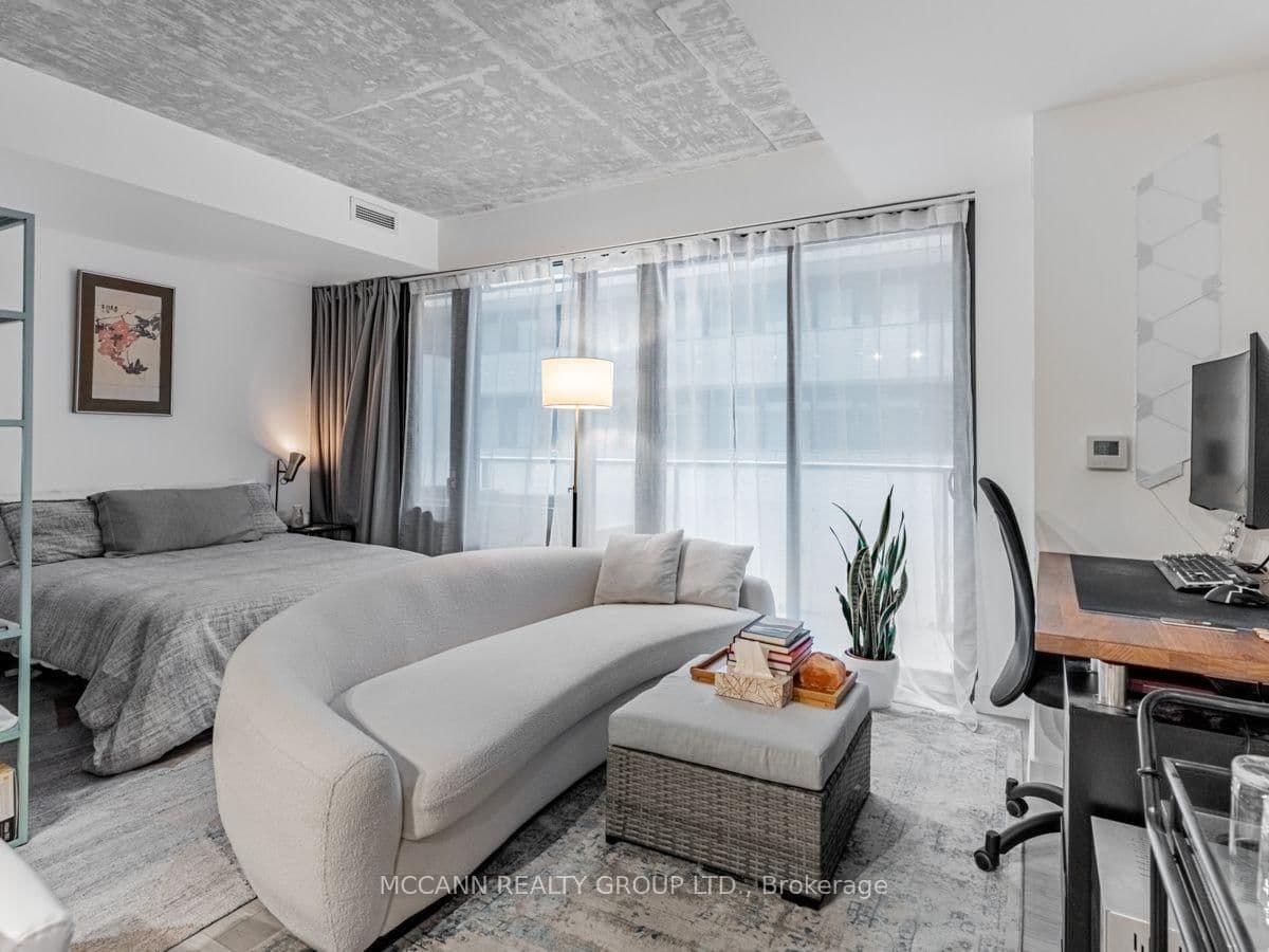 161 Roehampton Avenue, Unit 332 thumbnail 12