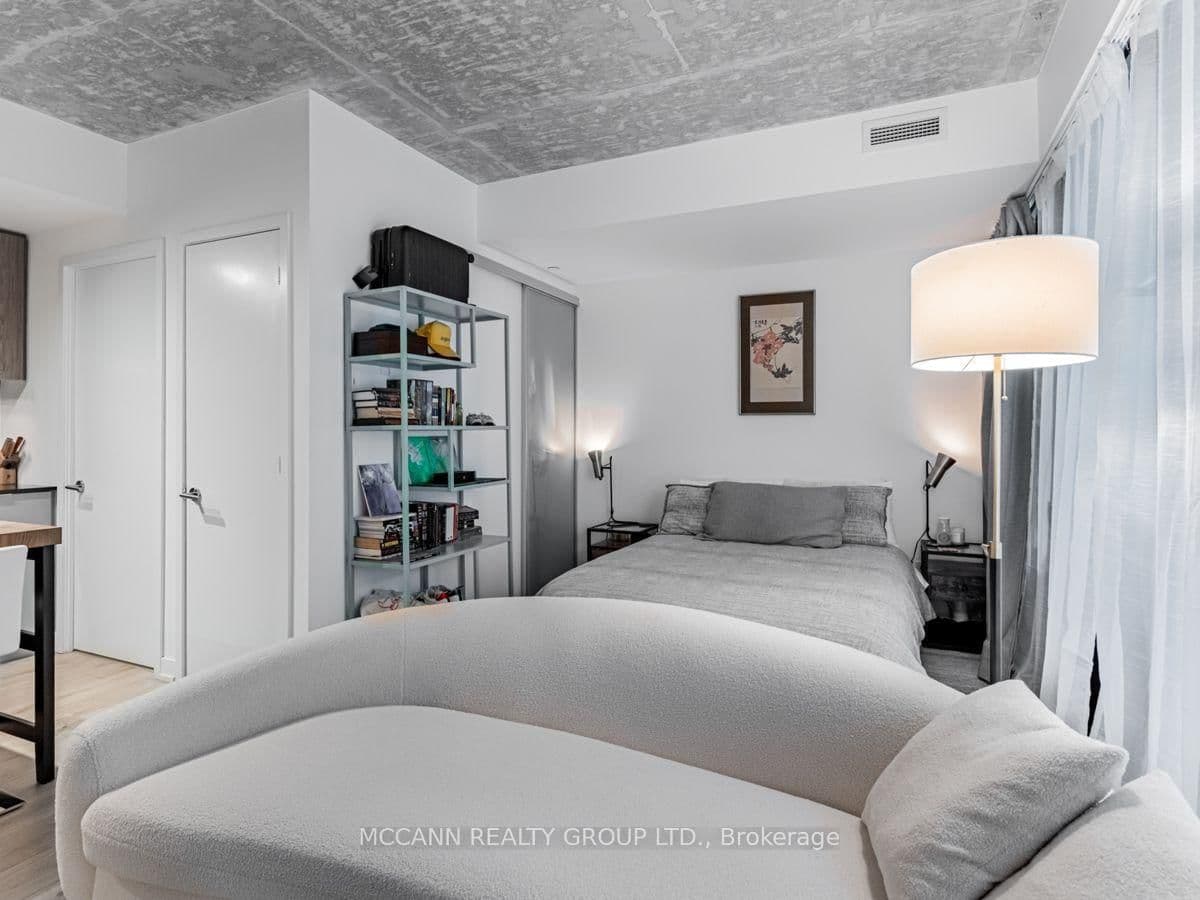 161 Roehampton Avenue, Unit 332 thumbnail 14