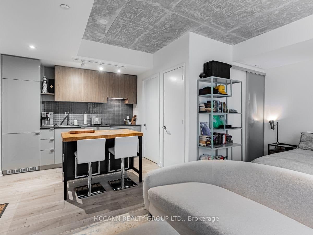 161 Roehampton Avenue, Unit 332 thumbnail 9