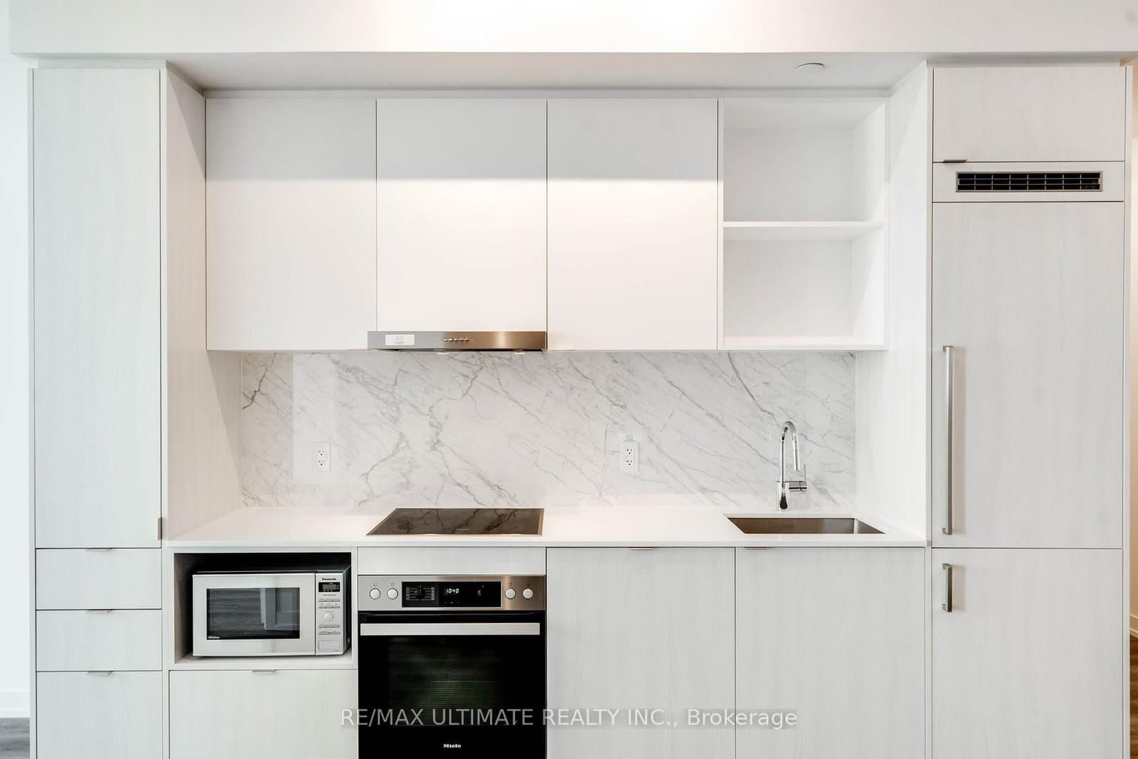 138 Downes Street, Unit 5908 thumbnail 10