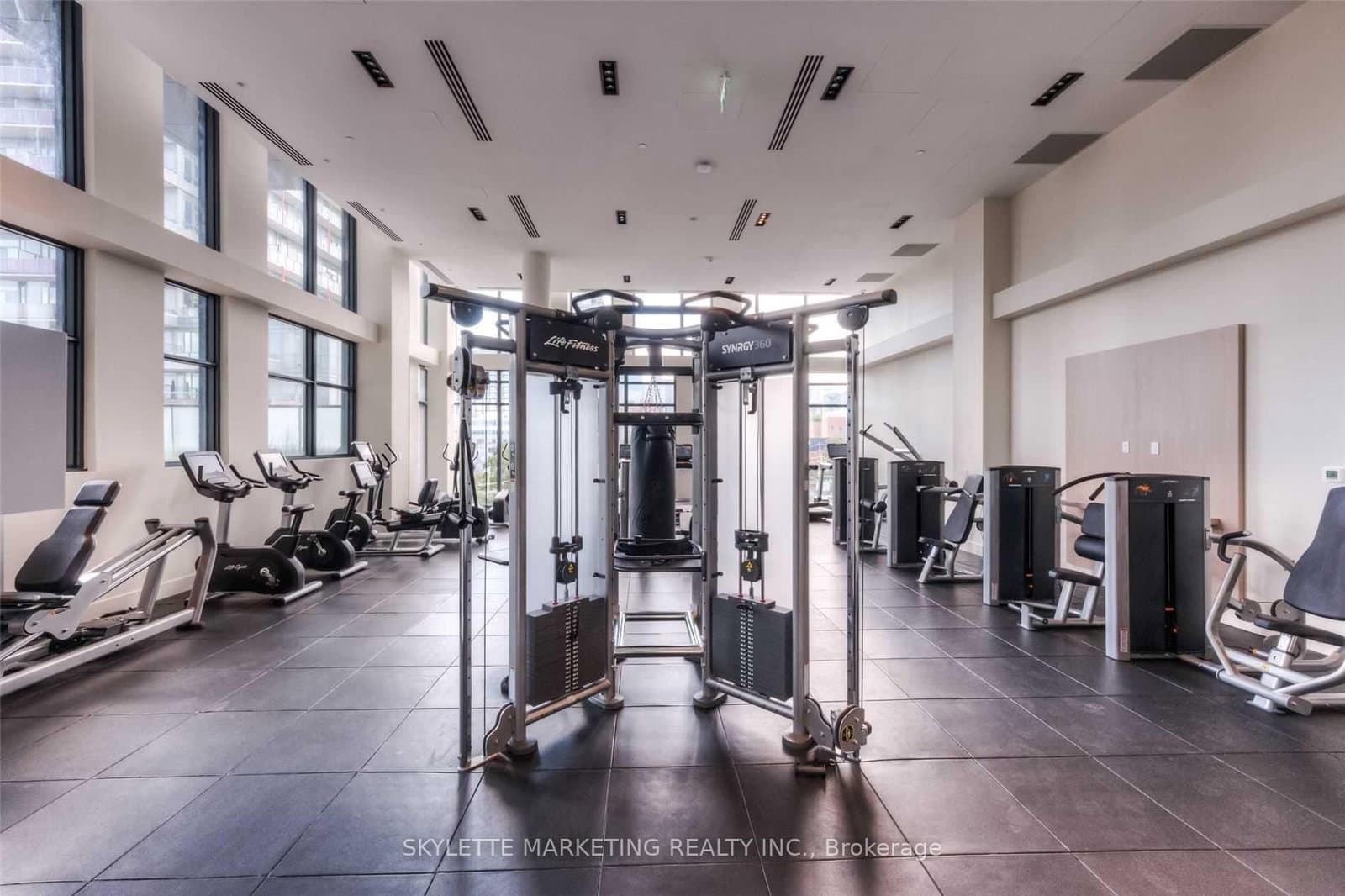 50 Power Street, Unit 425 thumbnail 25