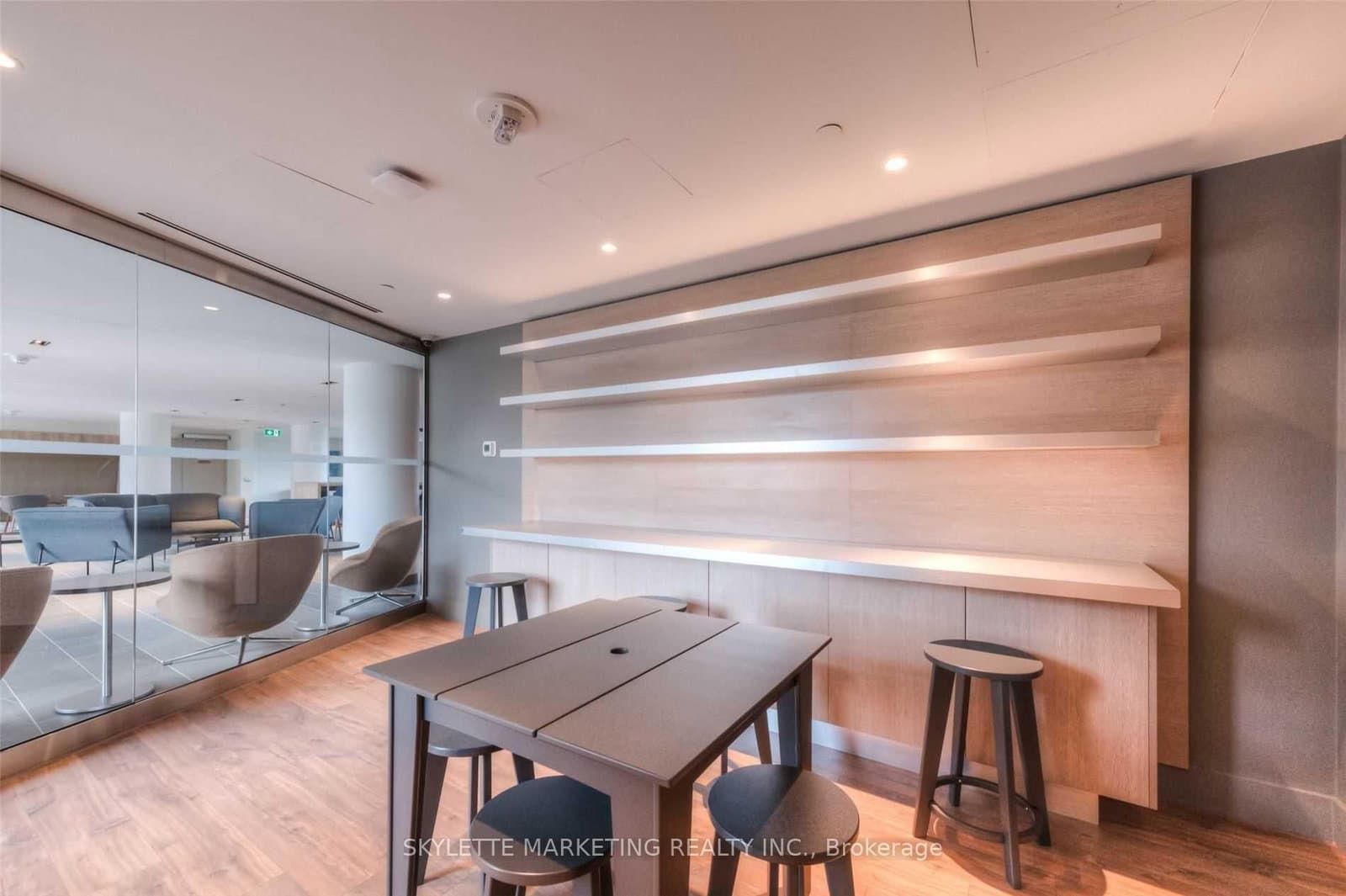 50 Power Street, Unit 425 thumbnail 31