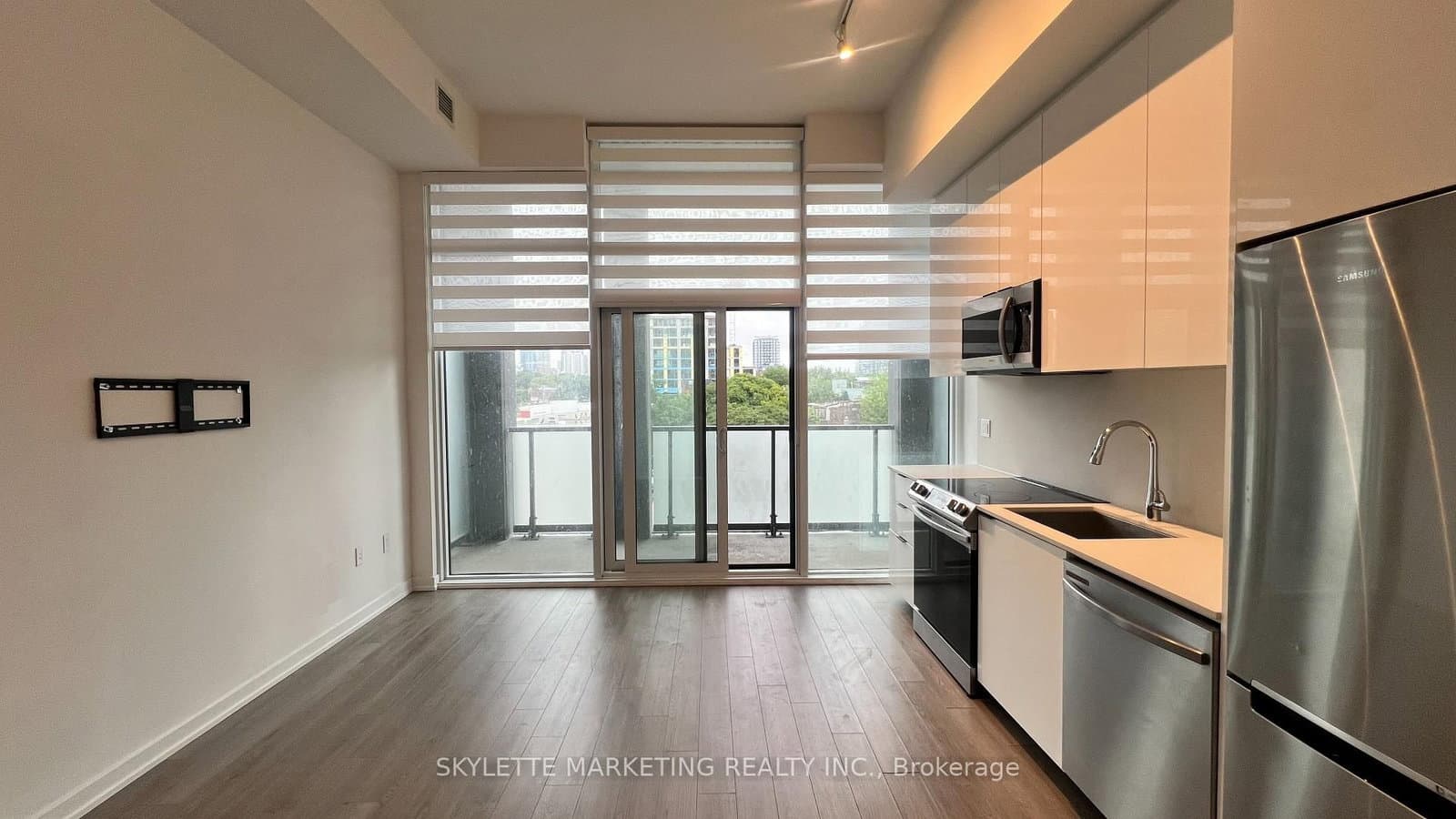 50 Power Street, Unit 425 thumbnail 5