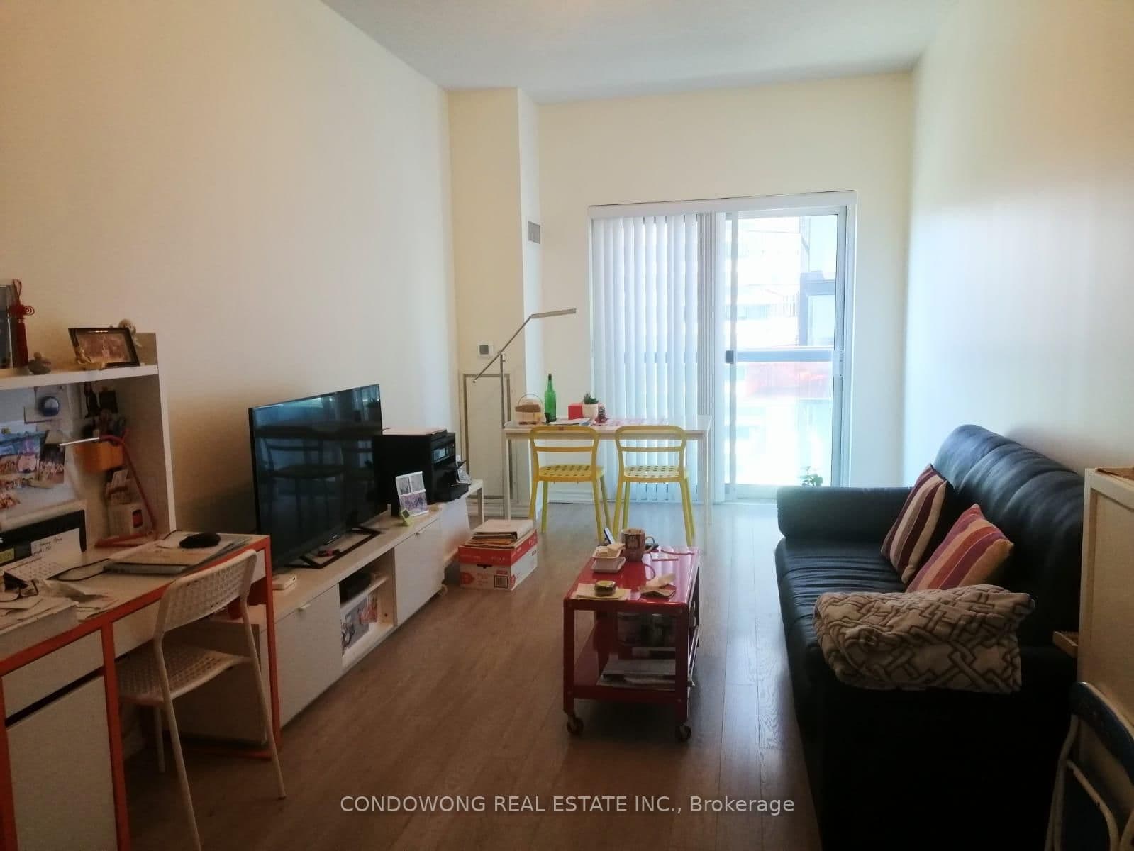 168 Simcoe Street, Unit 1118 - Image 1