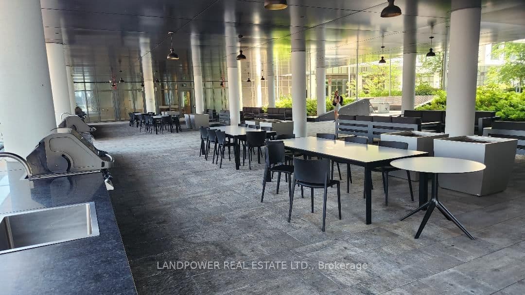 135 Lower Sherbourne Street, Unit 1853 thumbnail 21