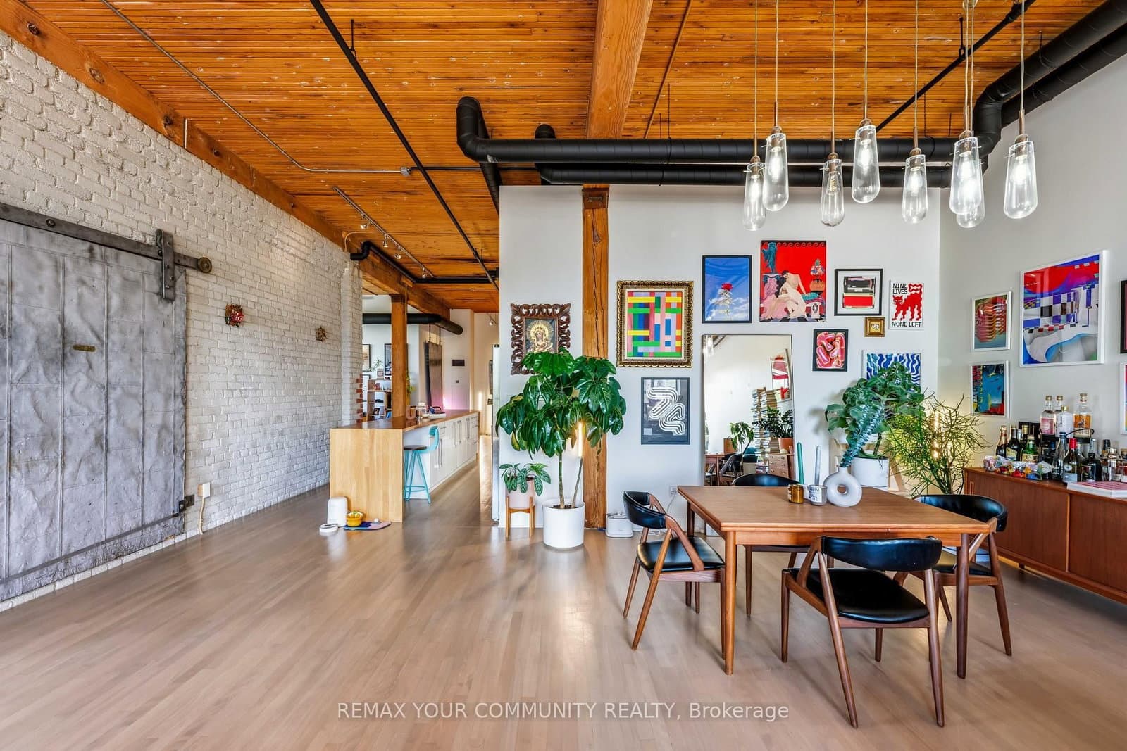 993 Queen Street W, Unit 301 thumbnail 17