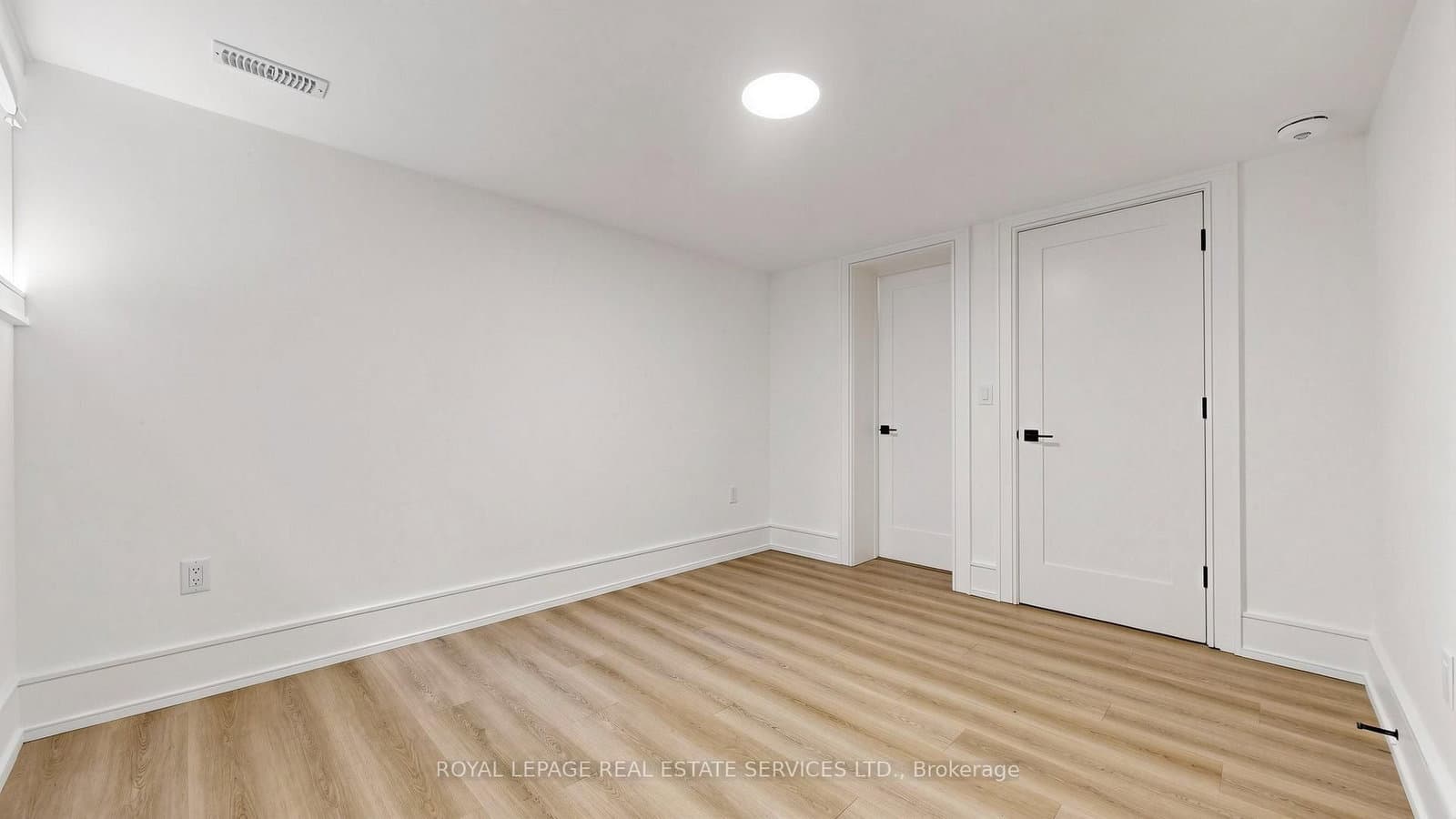 17 Romney Road thumbnail 36