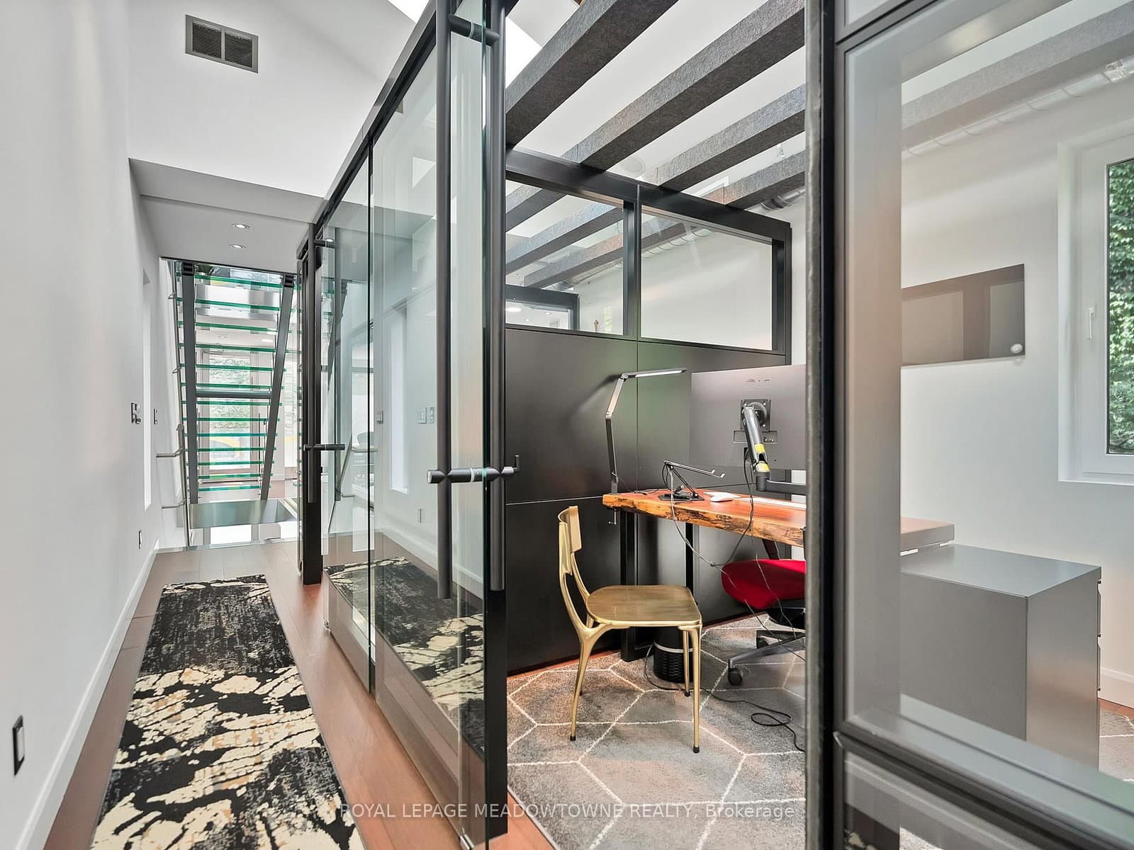 544 Richmond Street W thumbnail 14