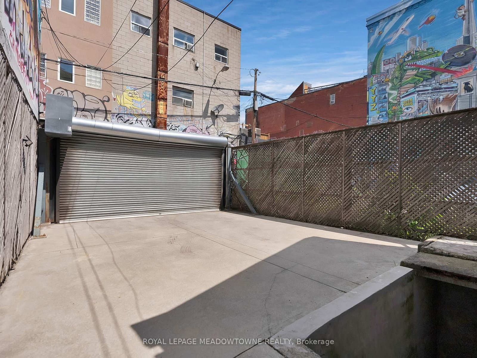 544 Richmond Street W thumbnail 34