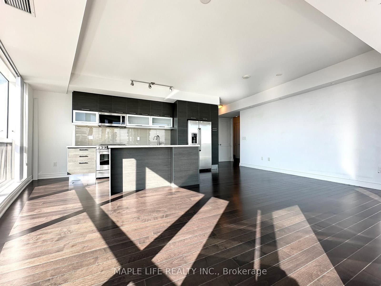 388 Yonge Street, Unit 6110 thumbnail 10