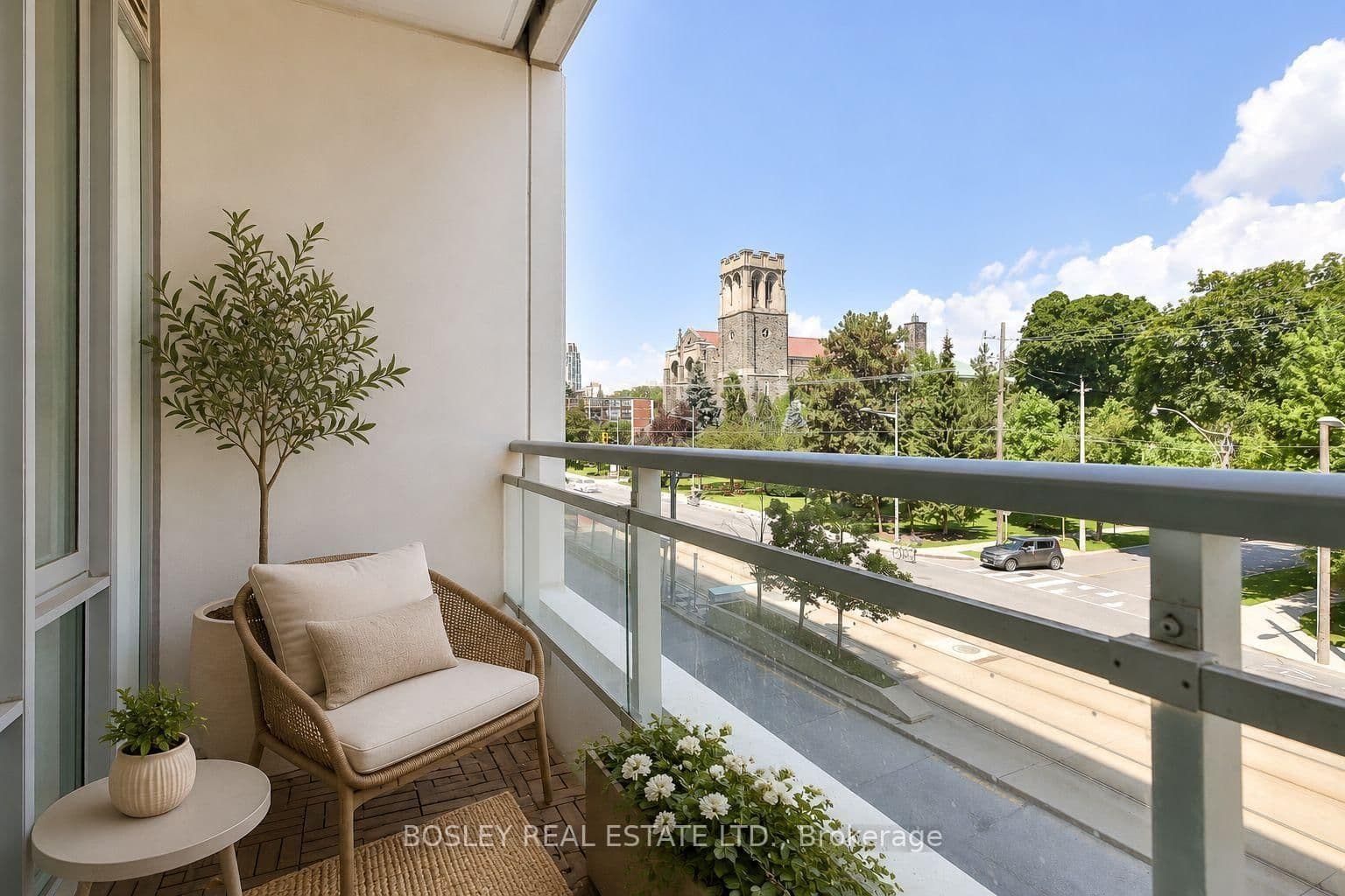 223 St Clair Avenue, Unit 209 thumbnail 13