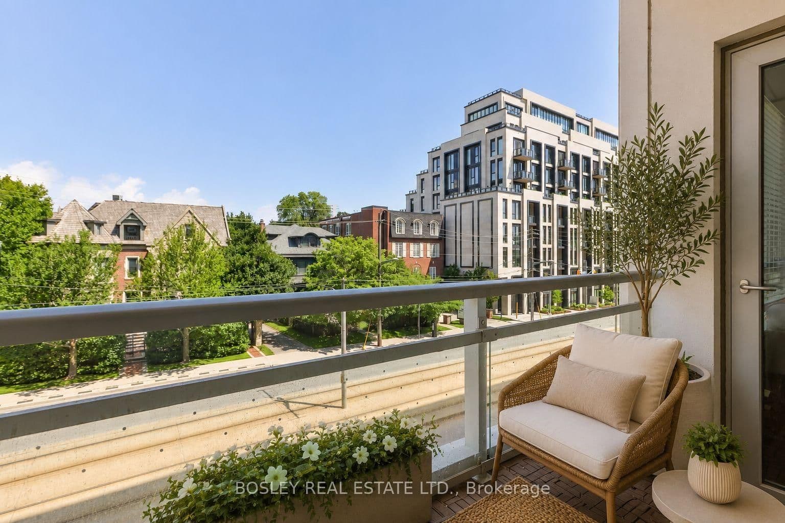 223 St Clair Avenue, Unit 209 thumbnail 14