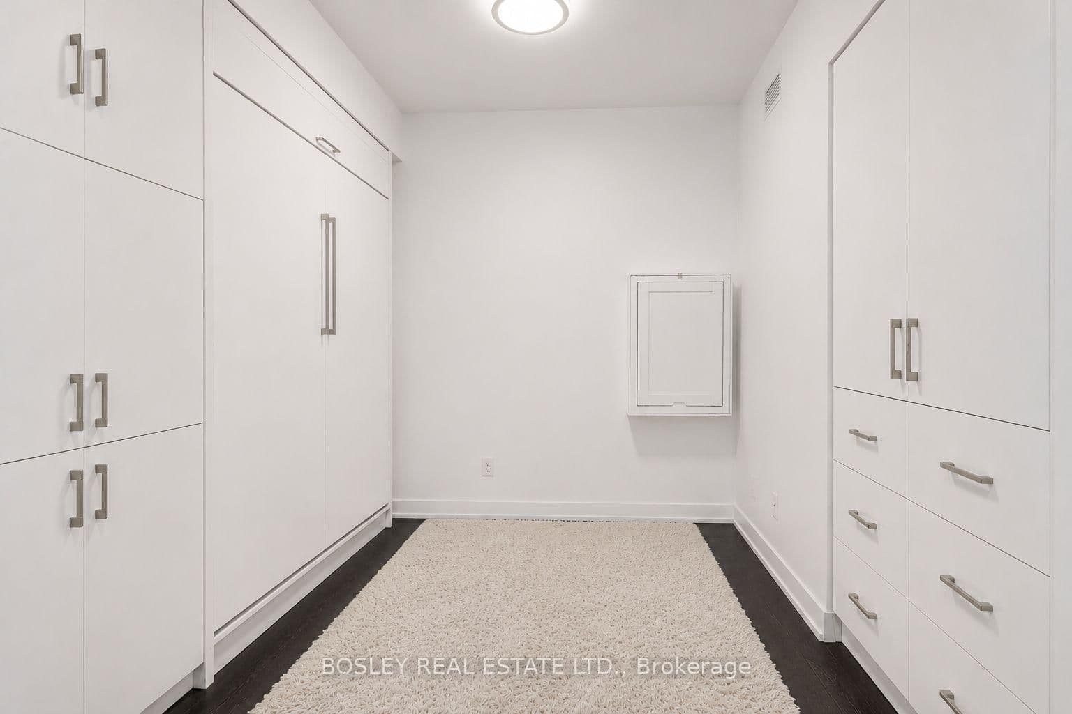223 St Clair Avenue, Unit 209 thumbnail 8