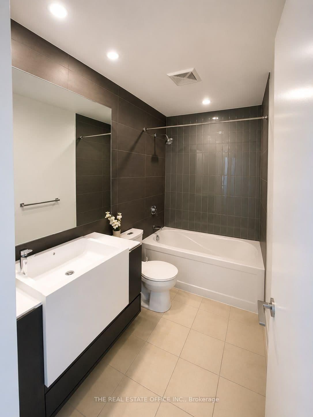 151 Dan Leckie Way, Unit 202 thumbnail 16
