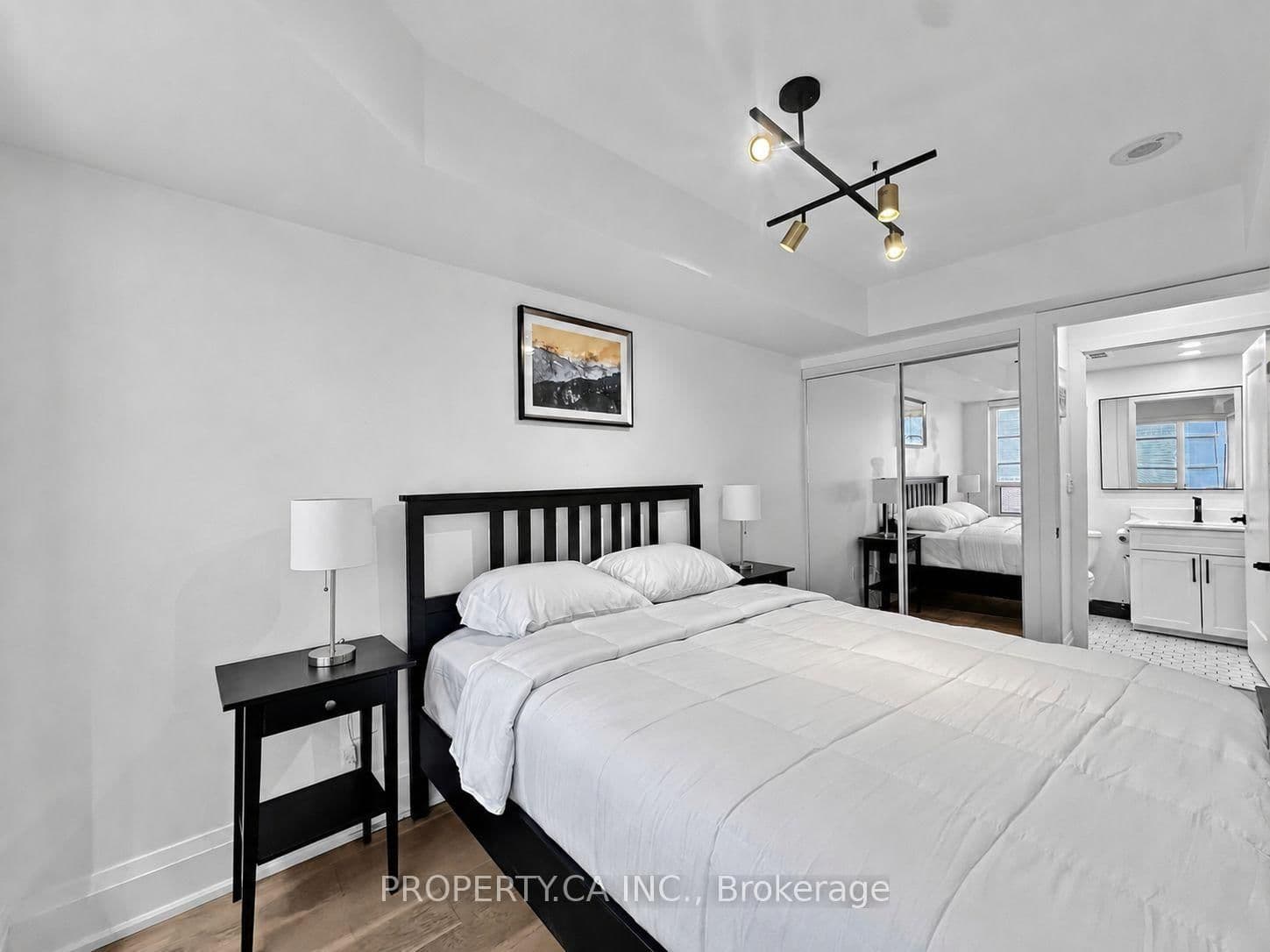 250 Wellington Street, Unit 329 thumbnail 13