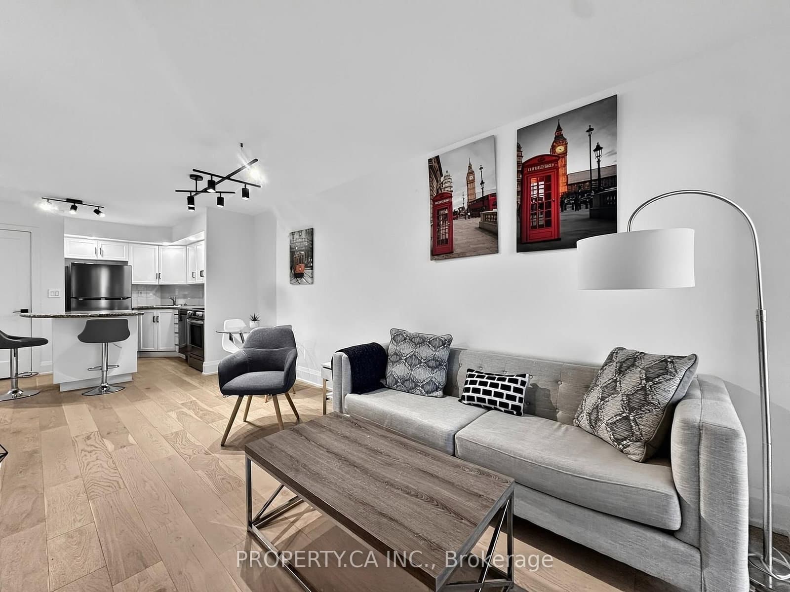250 Wellington Street, Unit 329 thumbnail 7